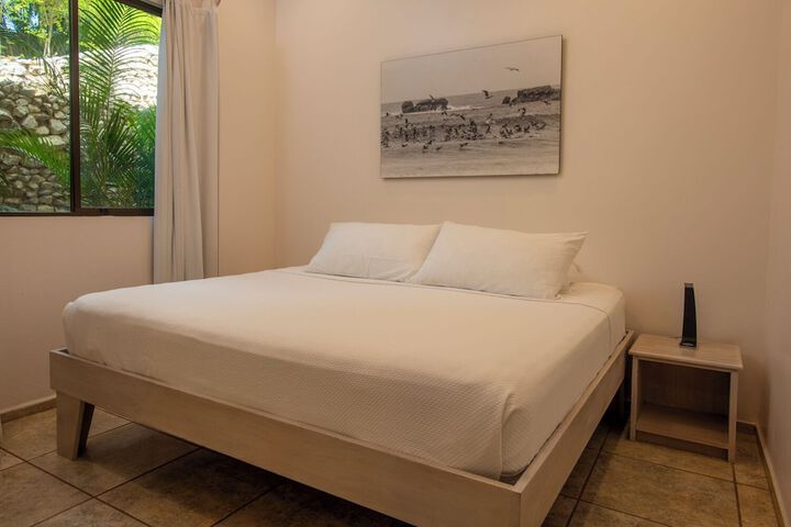 Room 55 of 176