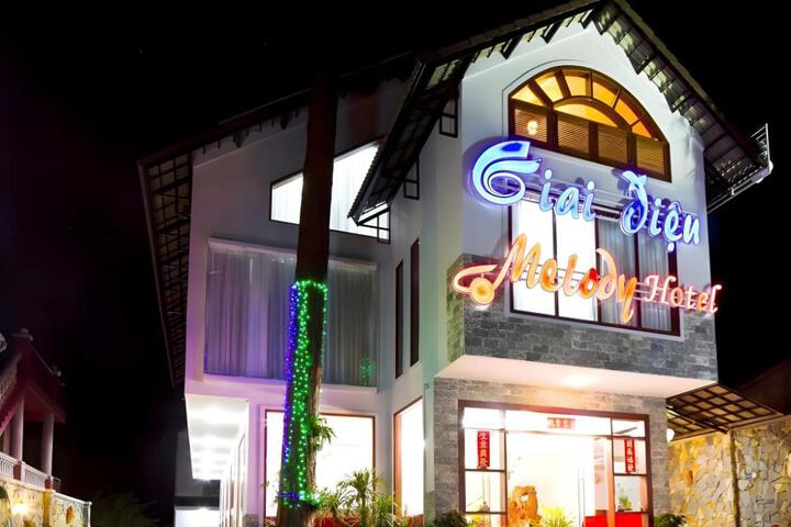 Giai Dieu Melody Hotel