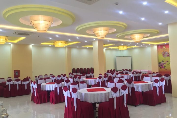 Ballroom/Hall 26 of 41