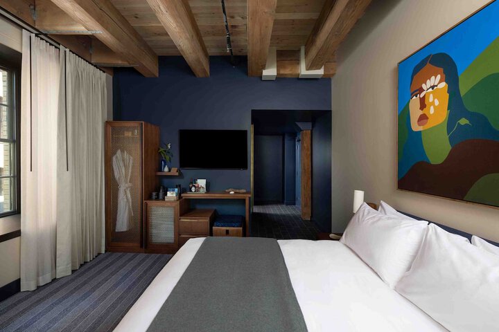 Room 12 of 70