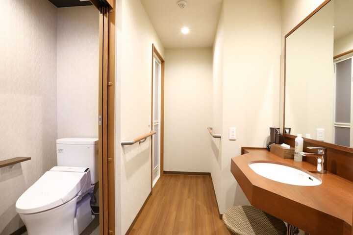 Bath Interior
