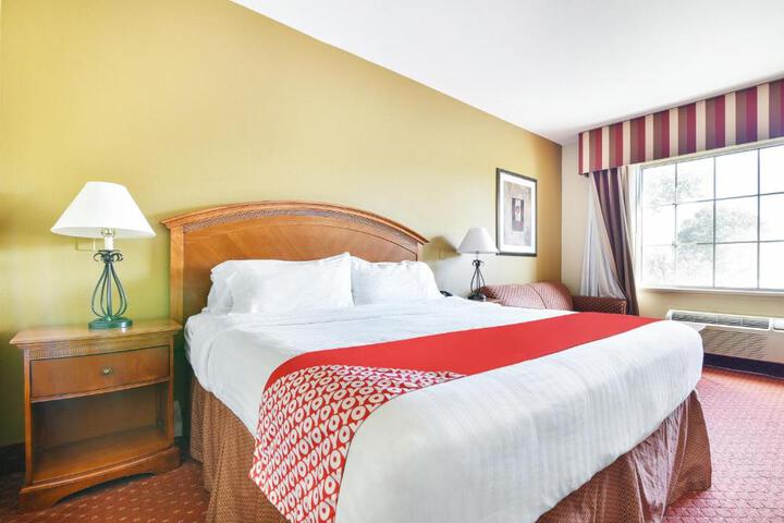 1 King Bed (11 of 20)