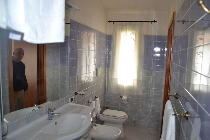Room 26 of 60