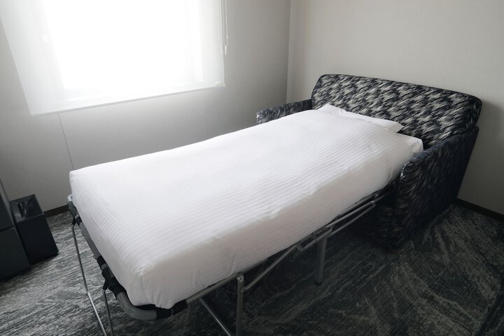 Room 13 of 49