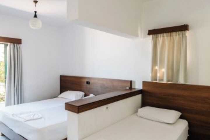 Room 13 of 88