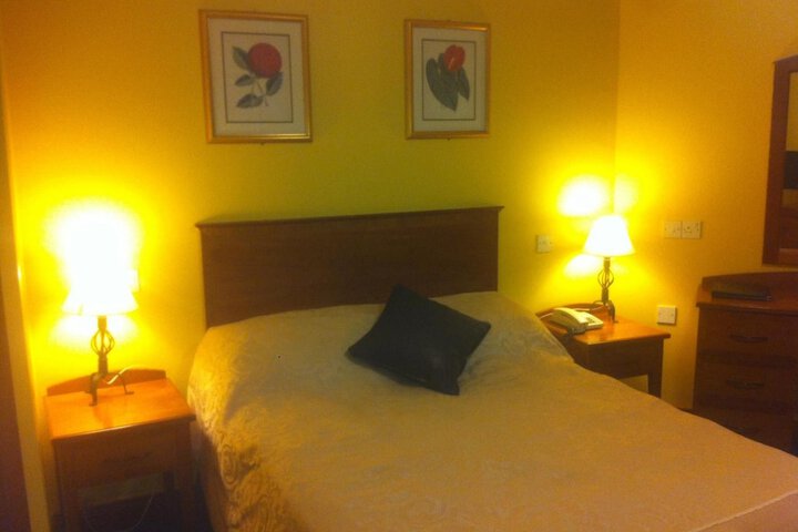 Room 17 of 35