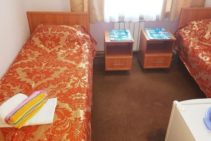 Room 4 of 26