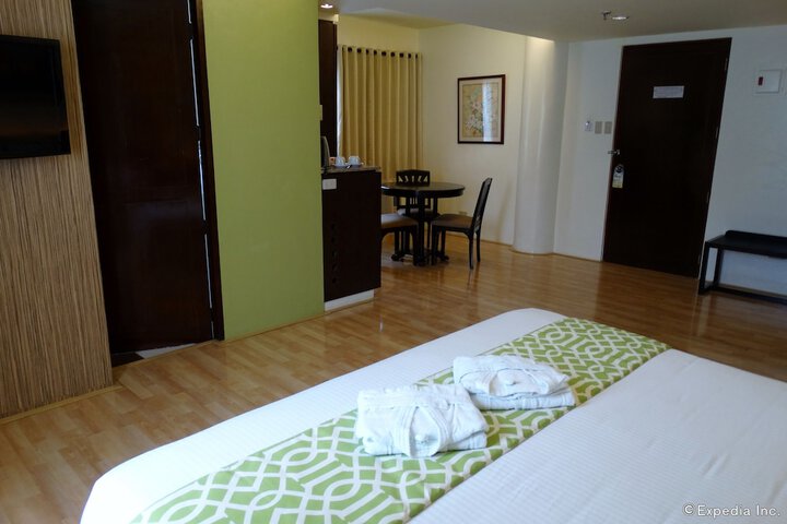 Room 15 of 44