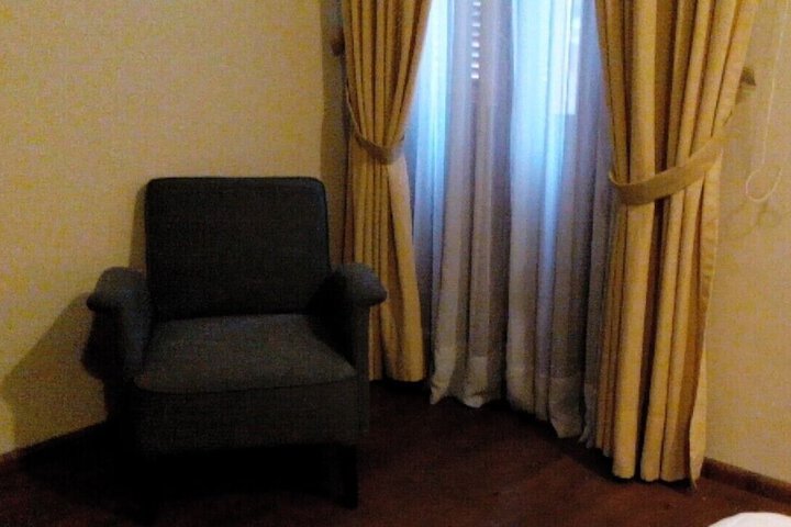 Room 15 of 51