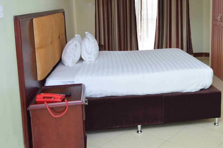 Room 3 of 55