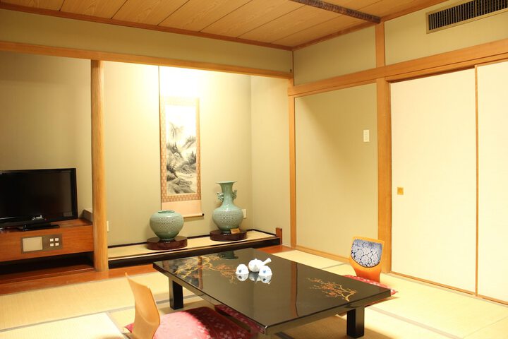 Room 17 of 55