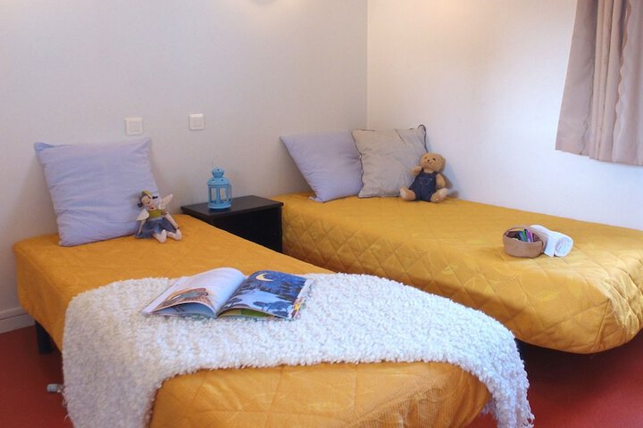 Room 4 of 15