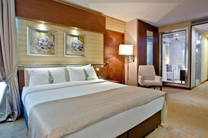Room 56 of 127