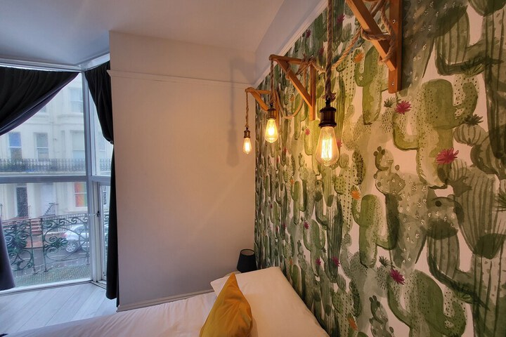 Room 55 of 117
