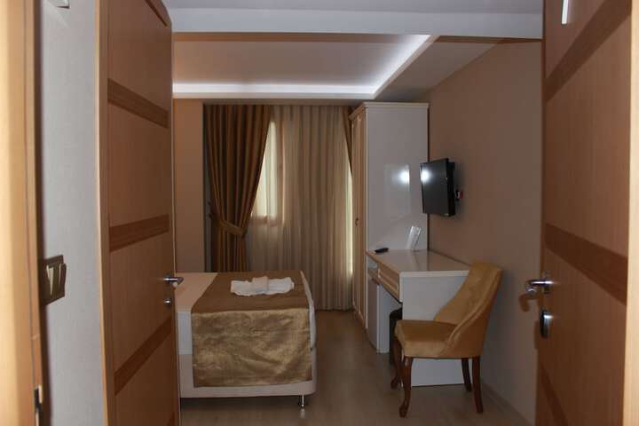Room 20 of 50