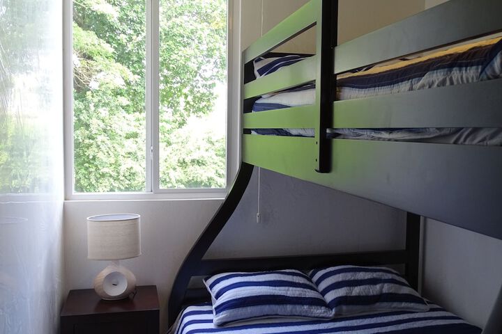 Room 14 of 40