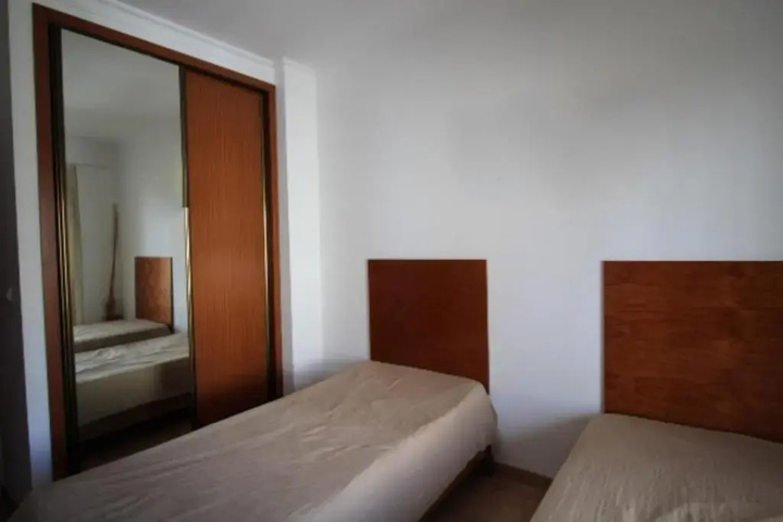 Room 5 of 13