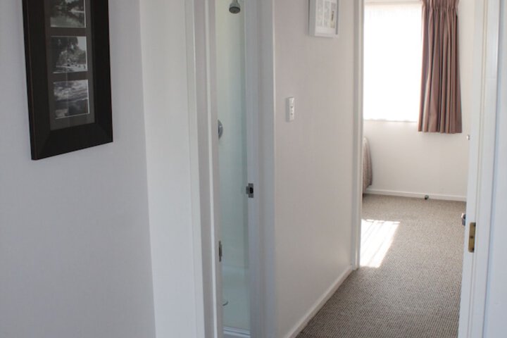 Room 6 of 51