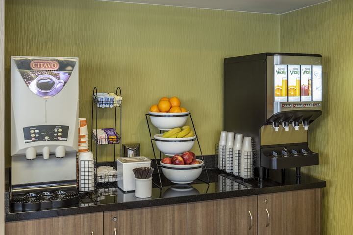 Breakfast/Coffee Service 34 of 43