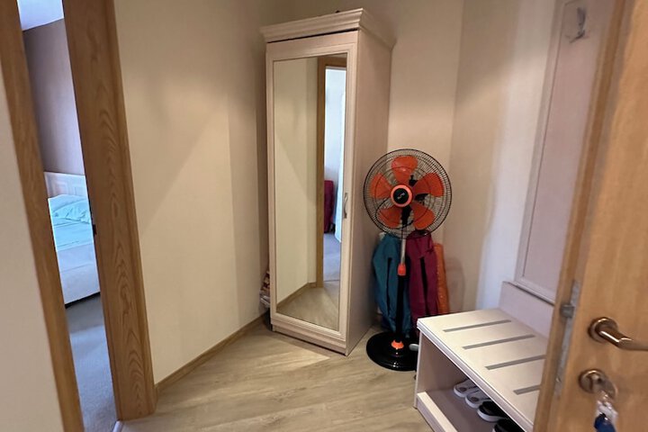 Room 20 of 26