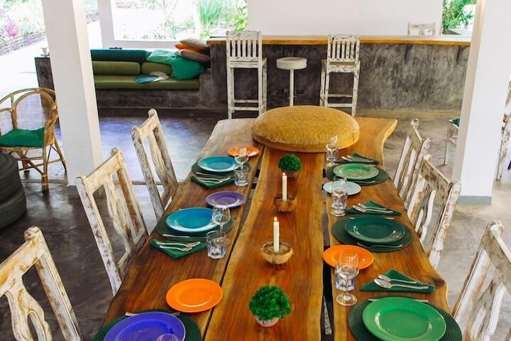 Dining 62 of 82