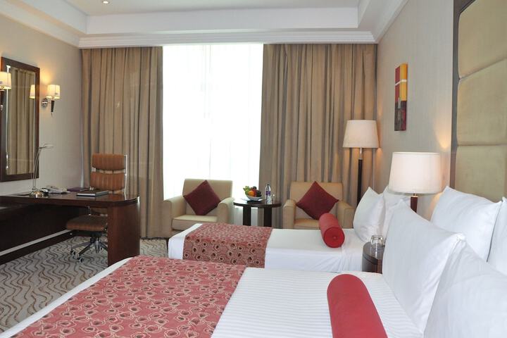 Room 34 of 97