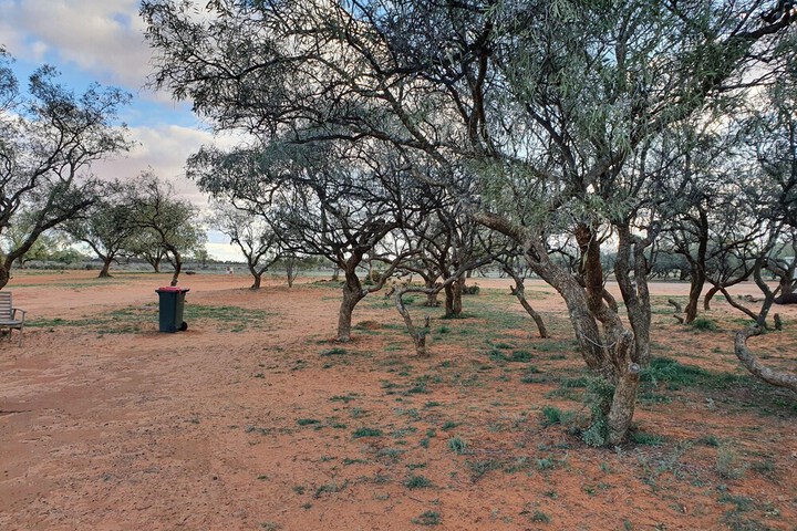 Hotel Exterior 15 of 16