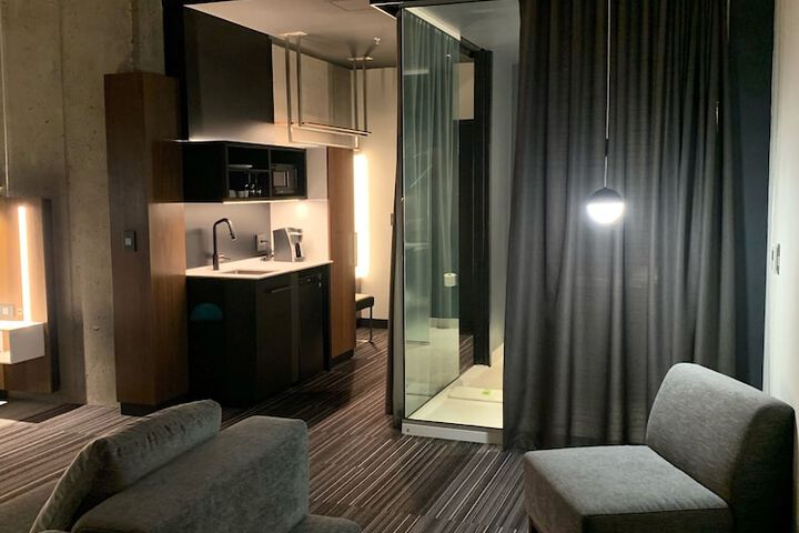Grand Comfort King Plus (3 of 22)