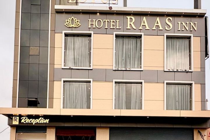 Hotel 41 of 42