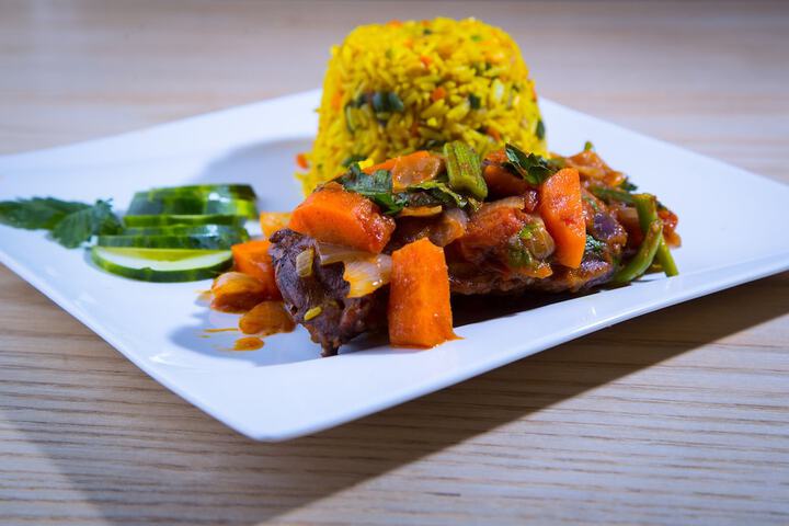 Dining 55 of 68