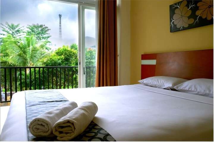 Room 15 of 27