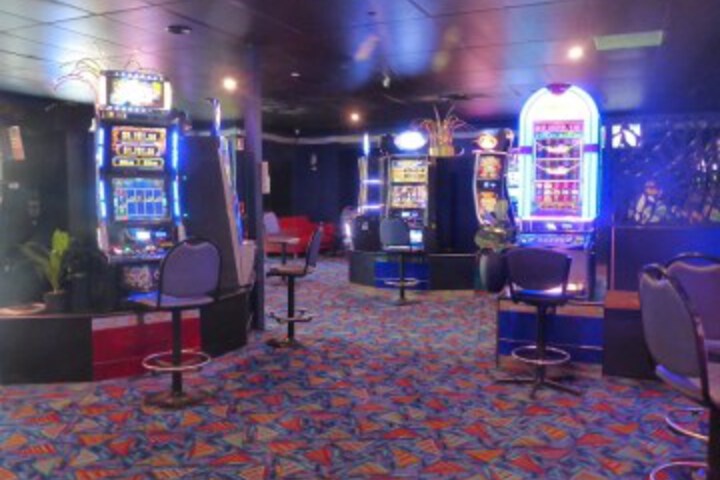 Entertainment 20 of 49