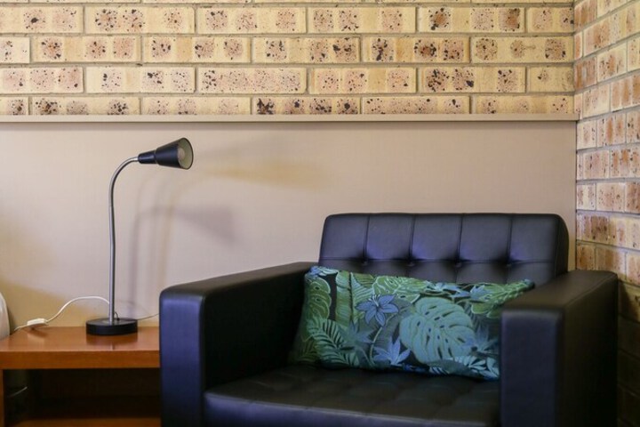 Room 3 of 44