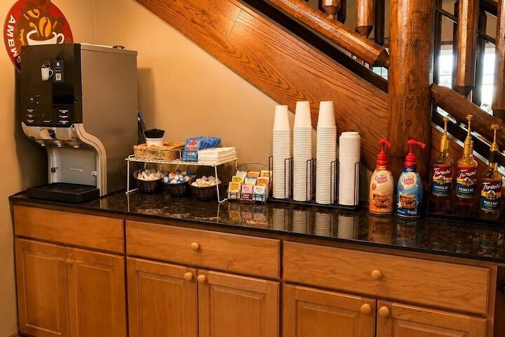Breakfast/Coffee Service 38 of 41