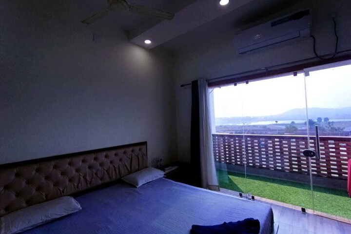 Room 25 of 125