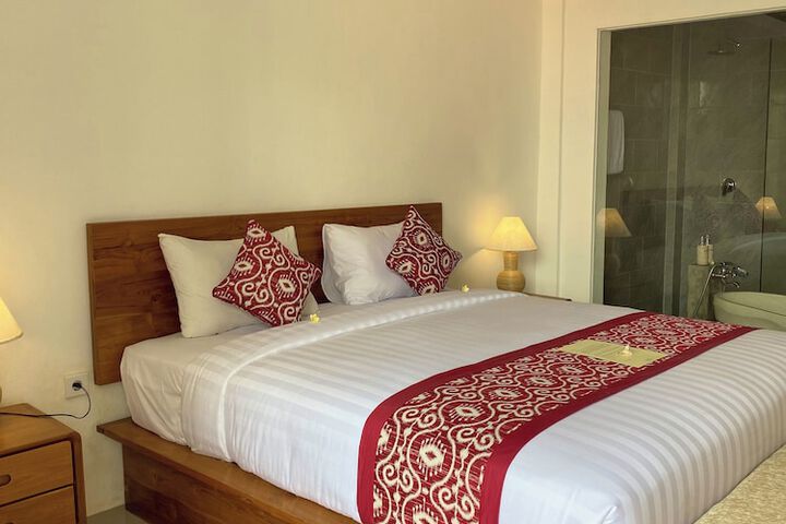 Room 2 of 14