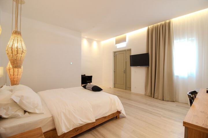 Room 10 of 54