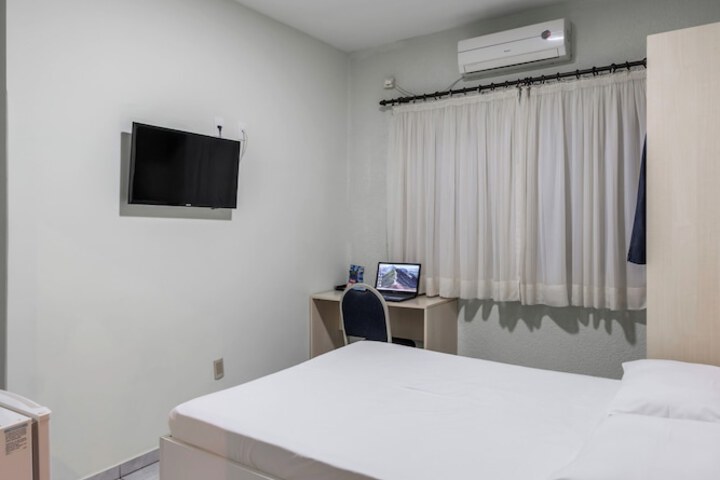 Room 16 of 45