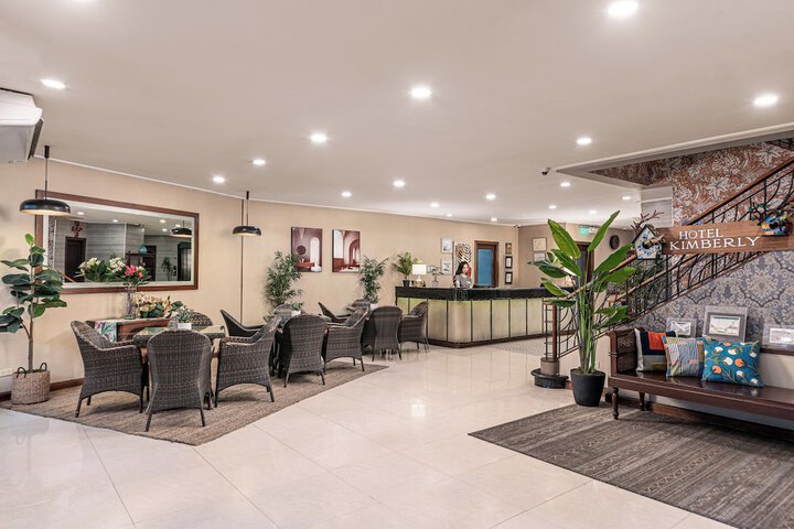Hotel Lobby