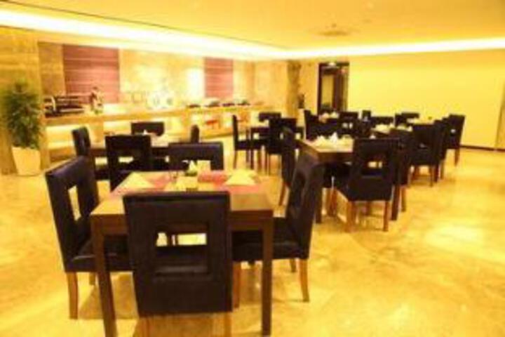 SHANGHAI YIHE HOTEL DISNEYLAND BRANCH
