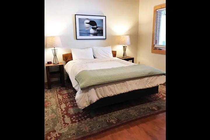 Room 4 of 22