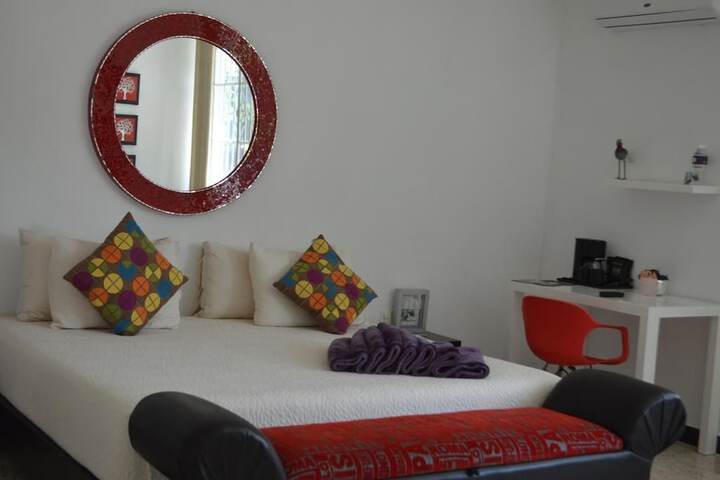 Room 13 of 165
