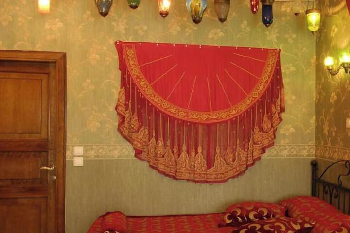 Room 16 of 54