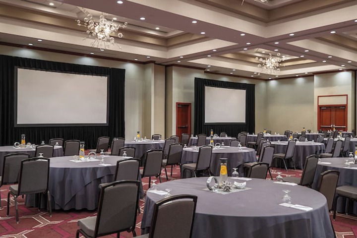 Meeting facility
