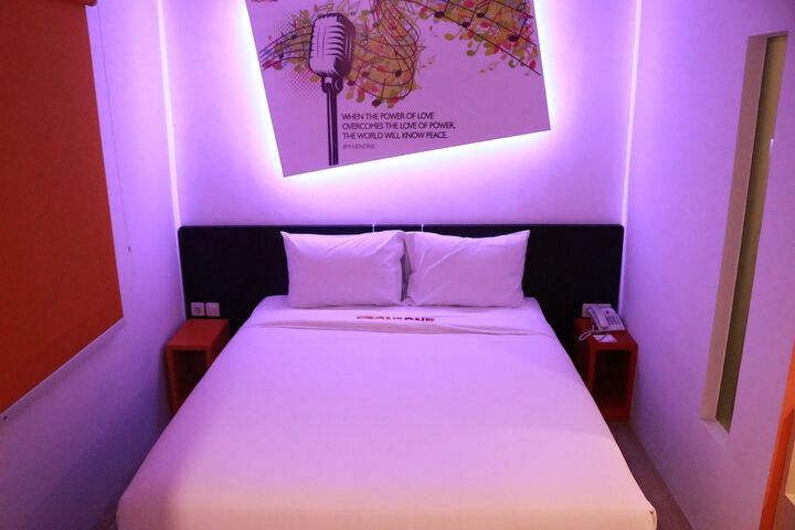Room 4 of 22