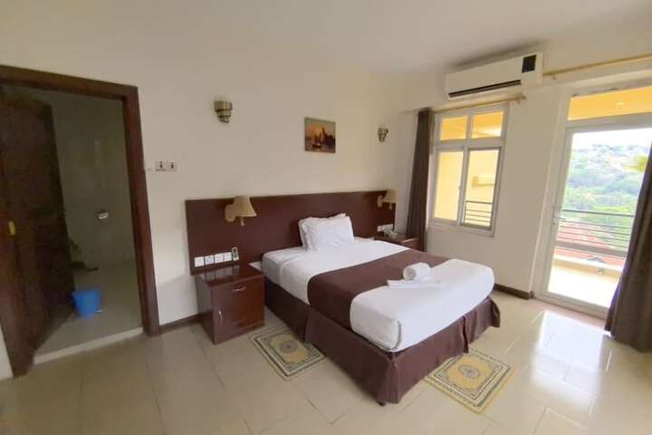 Room 20 of 62