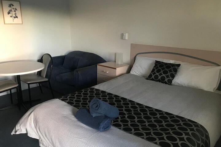 Room 13 of 31