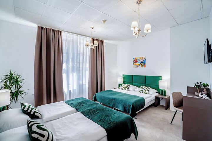 Room 18 of 75