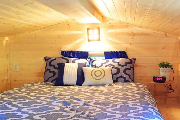 Leavenworth Camping Resort Tiny House Belle in Leavenworth, WA