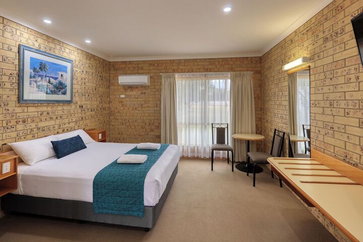 Room 7 of 29